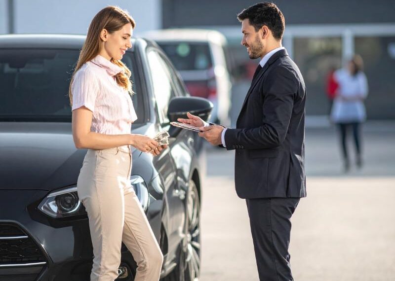 Rozmowa z przedstawicielem skupu samochodów w Bydgoszczy przy wycenie auta